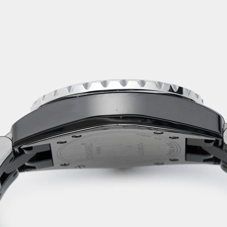 Pre Owned Chanel Black Ceramic Stainless Steel Diamond J12 H0949 Women's Wristwatch 33 mm