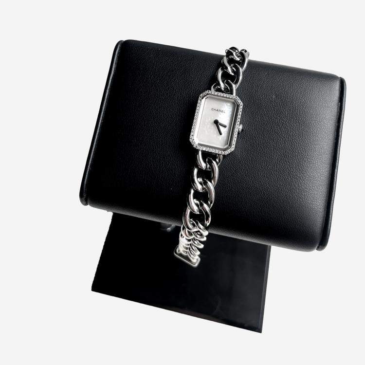 Pre Owned Chanel White MOP Diamond Stainless Steel Premiere H3253 Quartz Women's Wristwatch 16 mm