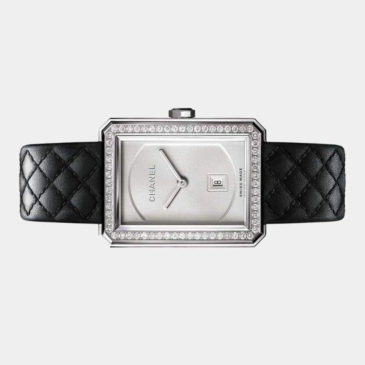 Pre Owned Chanel Silver 18k White Gold Boy-Friend H6677 Quartz Women's Wristwatch 26.7 mm x 34.6 mm