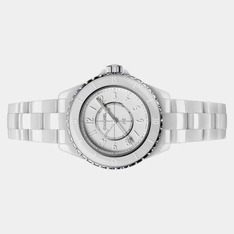Pre Owned Chanel White Ceramic J12 H6345 Quartz Women's Wristwatch 33 mm