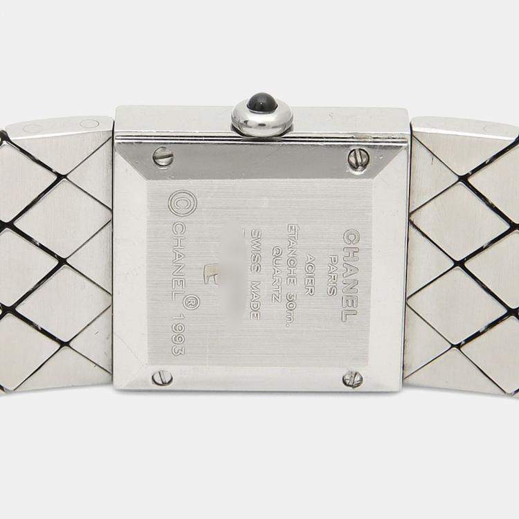 Pre Owned Chanel Matelasse Quartz Stainless Steel Women's Wristwatch 19 mm