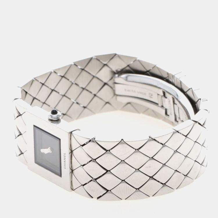 Pre Owned Chanel Matelasse Quartz Stainless Steel Women's Wristwatch 19 mm