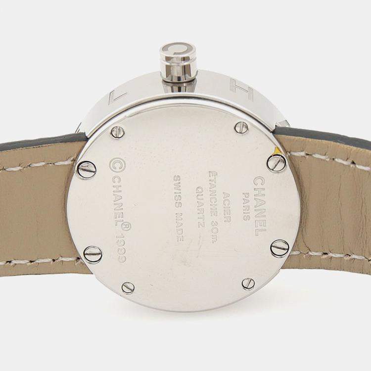 Pre Owned Chanel La Ronde Quartz Stainless Steel Women's Wristwatch 29 mm