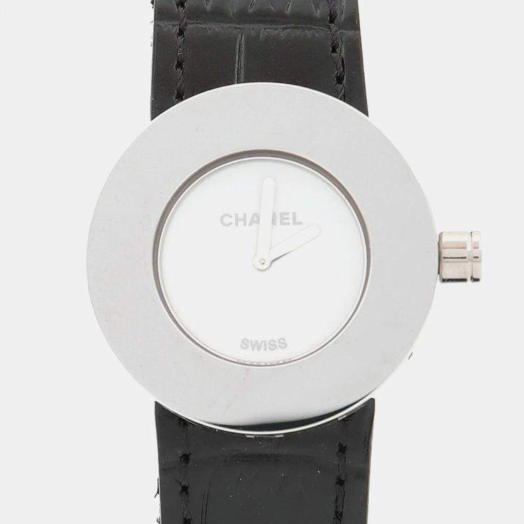 Pre Owned Chanel La Ronde Quartz Stainless Steel Women's Wristwatch 29 mm