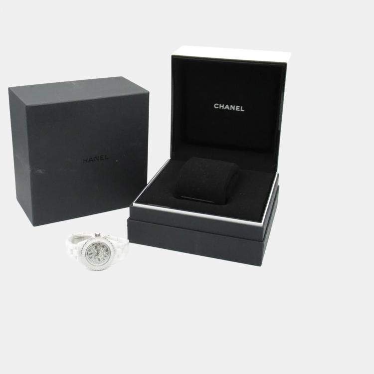 Pre Owned Chanel J12 H7990 Quartz White Ceramic Women's Wristwatch 33.5 mm