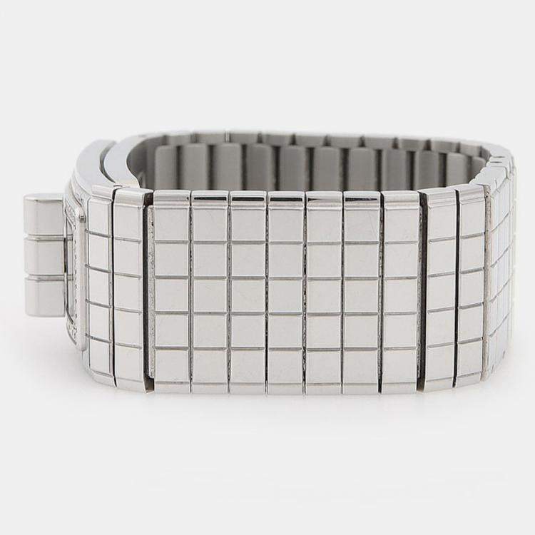 Pre Owned Chanel Code Coco H5145 Quartz Black Dial Stainless Steel Diamond Women's Wristwatch 21.5mm