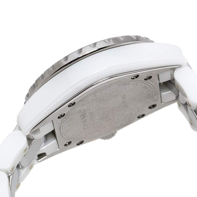 مملوكة مسبقًا Chanel White Ceramic Diamond J12 Women's Wristwatch 34 mm