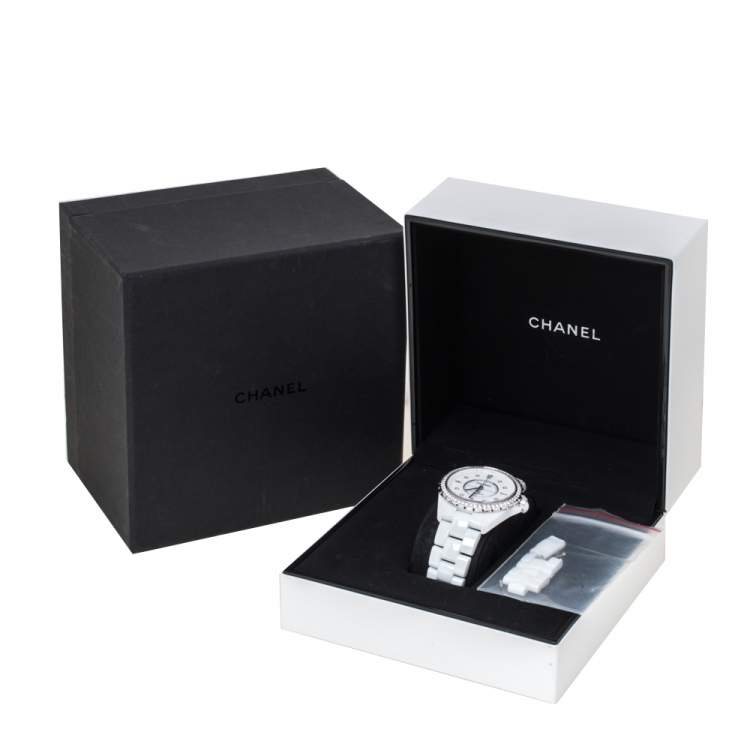 Pre Owned Chanel White Ceramic Stainless Steel Diamond J12 Women's Wristwatch 39 mm