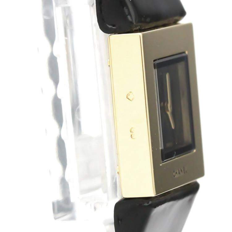Pre Owned Chanel Black 18K Yellow Gold Matelassé H0111 Quartz Women's Wristwatch 19 MM