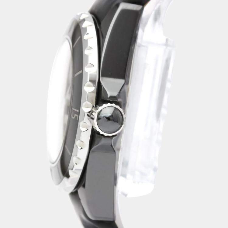Pre Owned Chanel Black Ceramic And Stainless Steel J12 H0680 Quartz Women's Wristwatch 33 mm