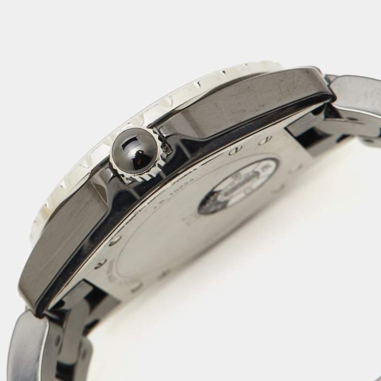 Pre Owned Chanel Black Diamond Ceramic Stainless Steel J12 H2124 Unisex 38 mm 