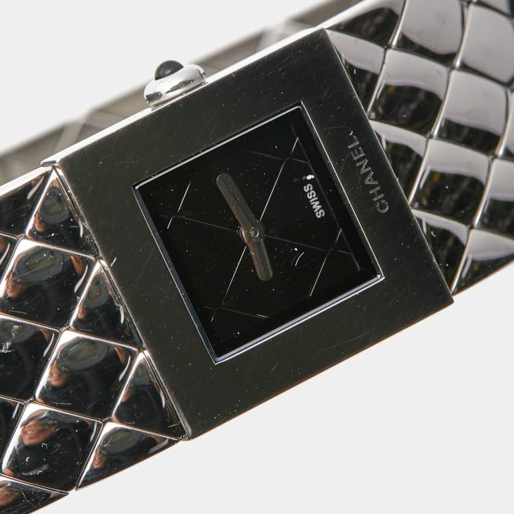 Pre Owned Chanel Black Stainless Steel Metalasse H0009 Women's Wristwatch 19 mm