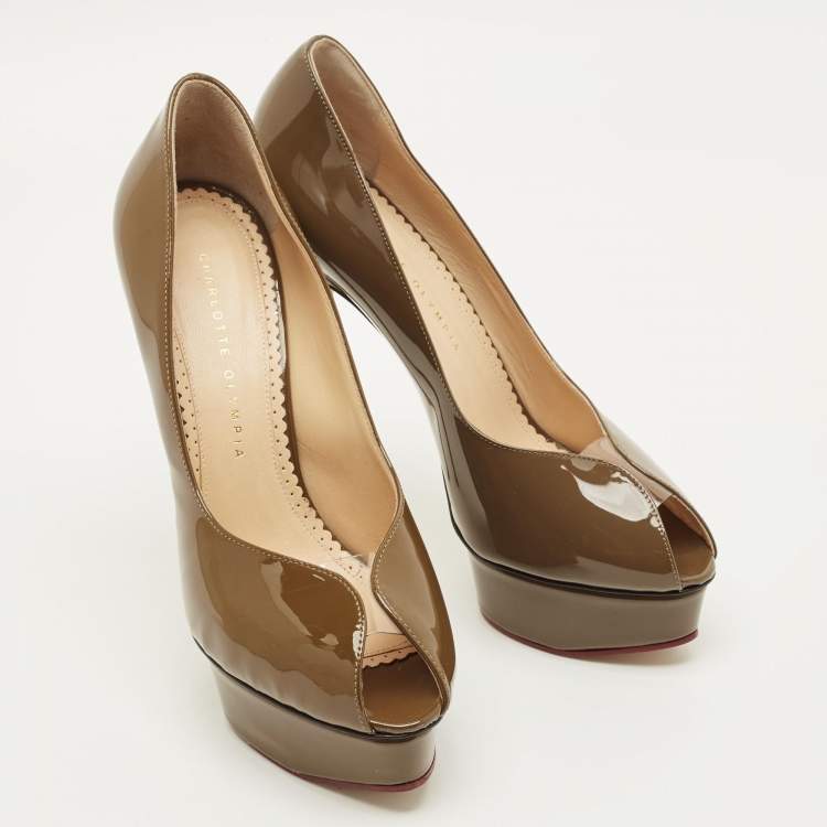 Pre Owned Charlotte Olympia Dolly Size 40 Green Patent Leather Platform Pumps