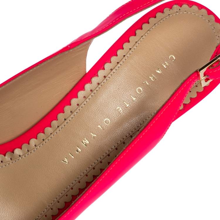 Pre Owned Charlotte Olympia Neon Pink Leather Slingback Court Pumps Size 39