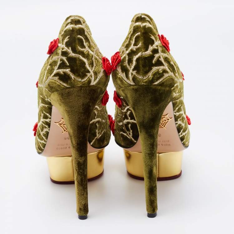 مملوكة مسبقًا Charlotte Olympia Green/Red Velvet Floral Applique Dolly Platform Pumps Size 36 