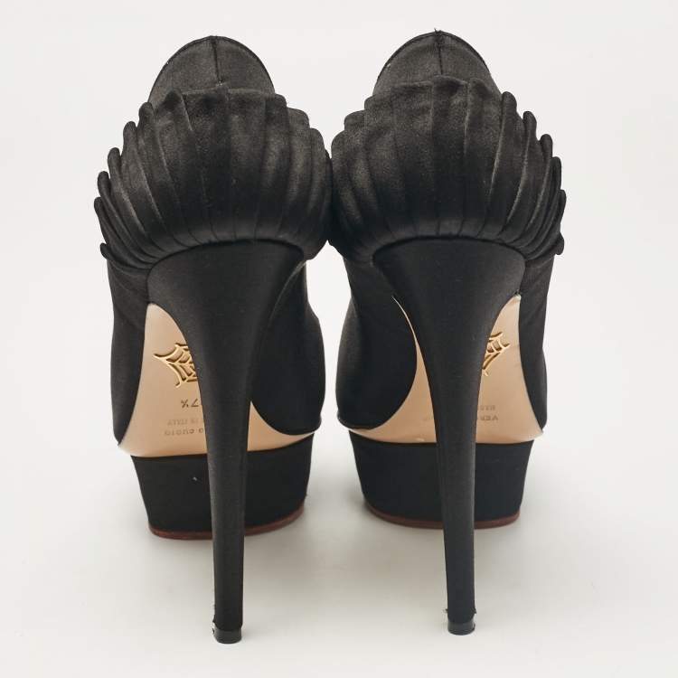 Pre Owned Charlotte Olympia Black Satin Paloma Platform Pumps Size 37.5