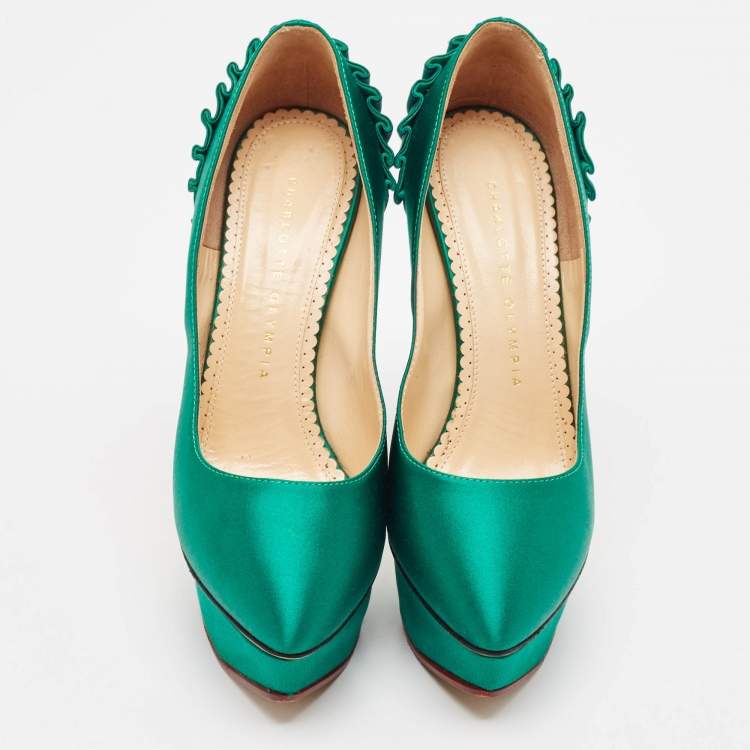 Pre Owned Charlotte Olympia Green Satin Paloma Platform Pumps Size 37.5