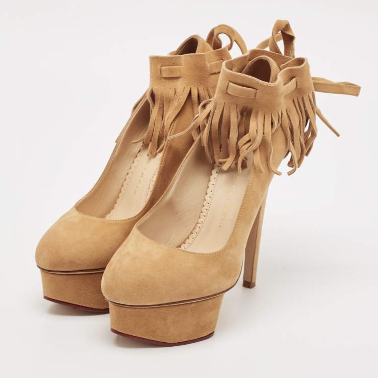 Pre Owned Charlotte Olympia Beige Suede Dolly Platform Pumps Size 34