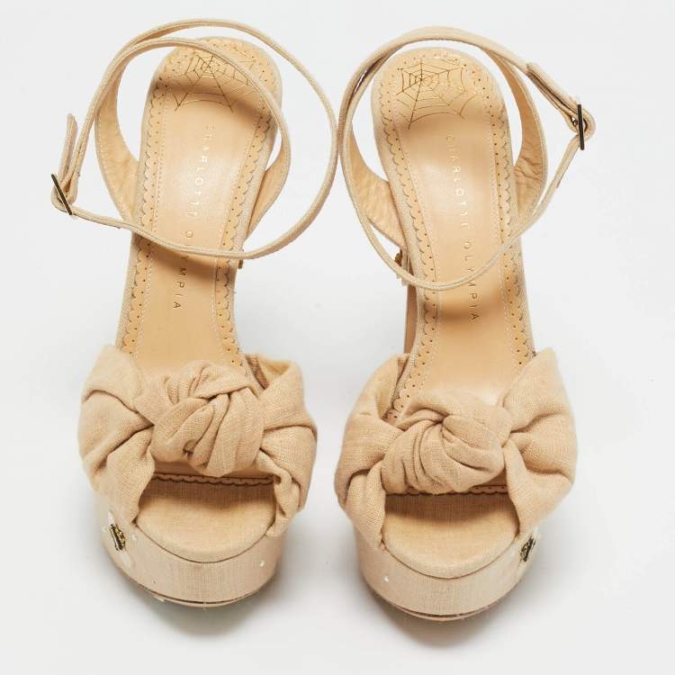 Pre Owned Charlotte Olympia Beige Canvas Floral Vreeland Embellished Platform Sandals Size 41