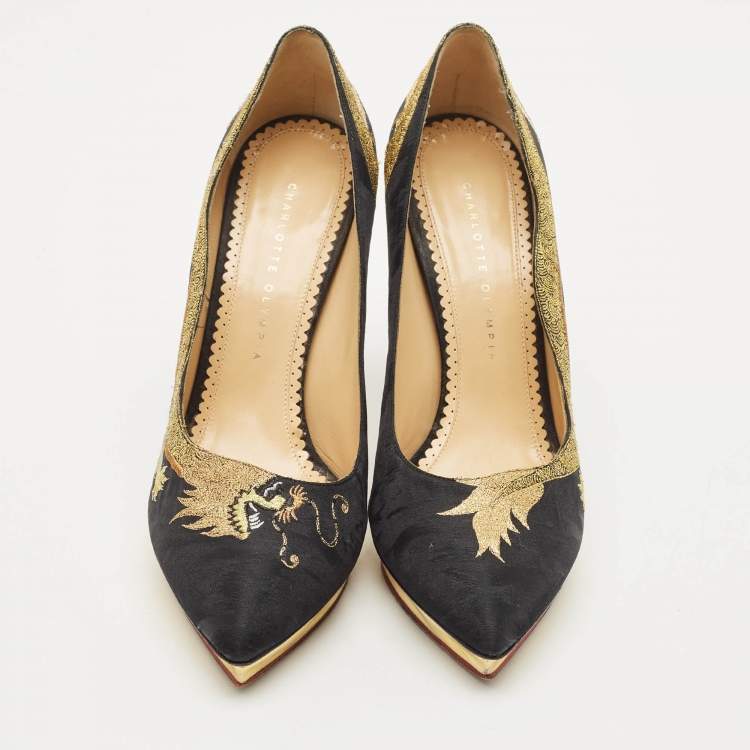 مملوكة مسبقًا Charlotte Olympia Black Fabric Debbie Dragon Pointed Toe Platform Pumps Size 41