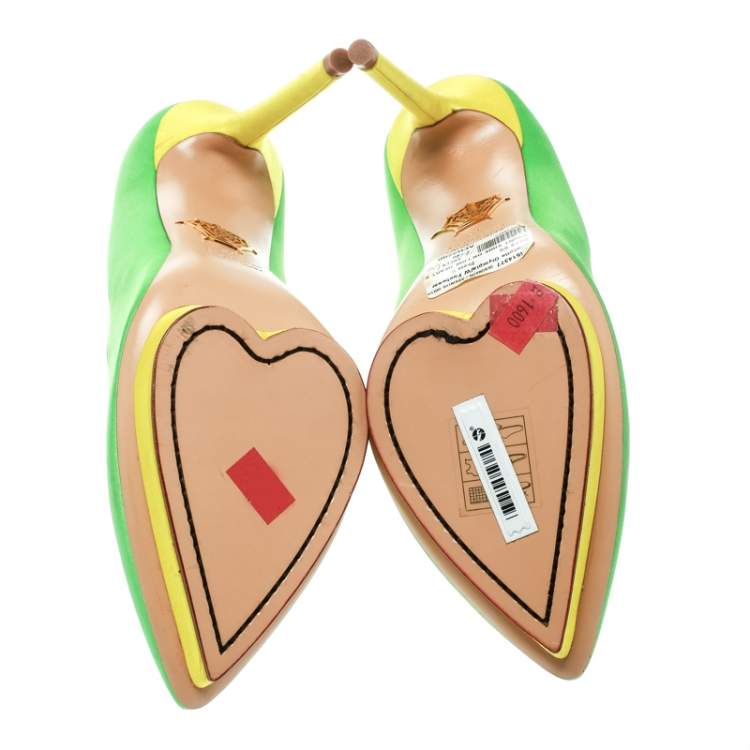 مملوكة مسبقًا Charlotte Olympia Green Satin Debonaire Pointed Toe Platform Pumps Size 40