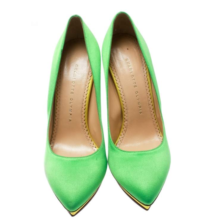 مملوكة مسبقًا Charlotte Olympia Green Satin Debonaire Pointed Toe Platform Pumps Size 40