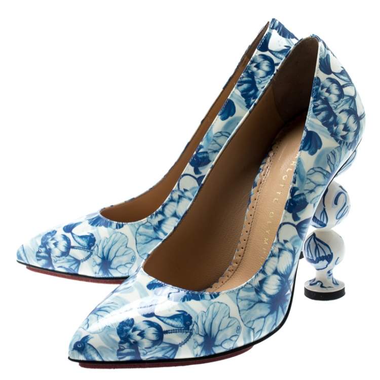 Pre Owned Charlotte Olympia Blue/White Ming Koi Carp Print Patent Leather Pointed Toe Pumps 35.5
