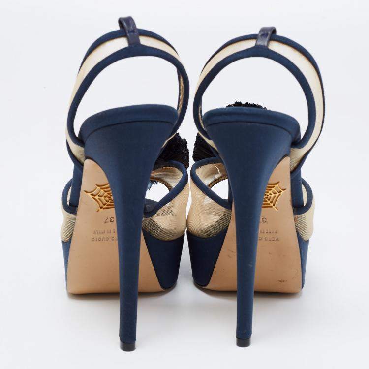 مملوكة مسبقًا Charlotte Olympia Blue Suede Trim And Mesh Pomoline Pom Pom Platform Sandals Size 37