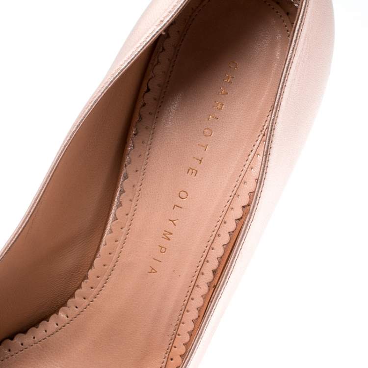 مملوكة مسبقًا Charlotte Olympia Metallic Gold Leather Dolly Platform Pumps Size 39.5