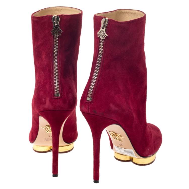 مملوكة مسبقًا Charlotte Olympia Red Suede Deborah Platform Ankle Boots Size 39