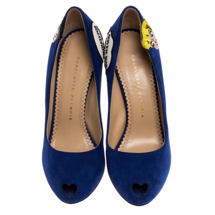 مملوكة مسبقًا Charlotte Olympia Blue Suede Archie Comic Peep Toe Pumps Size 37