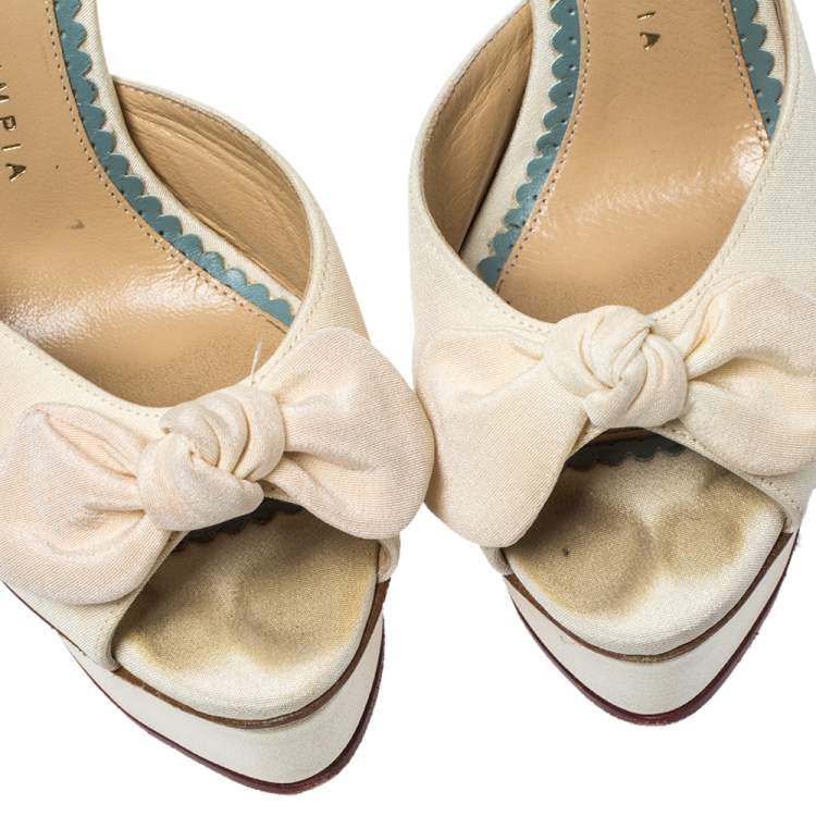 Pre Owned Charlotte Olympia Cream Satin Bridal Edition Serena Bow Platform Sandals Size 35