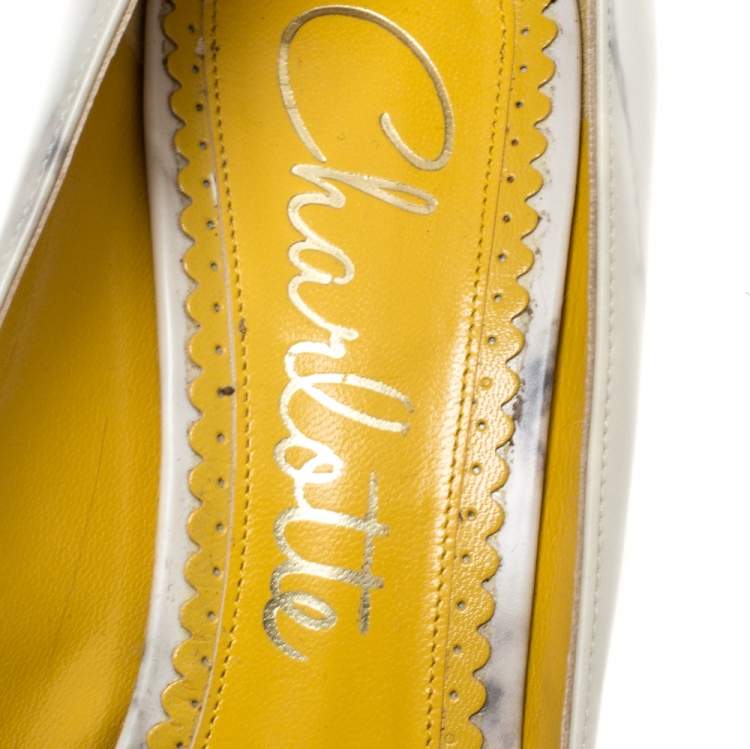 مملوكة مسبقًا Charlotte Olympia Cream Marble Print Leather Mabel Pumps Size 37.5