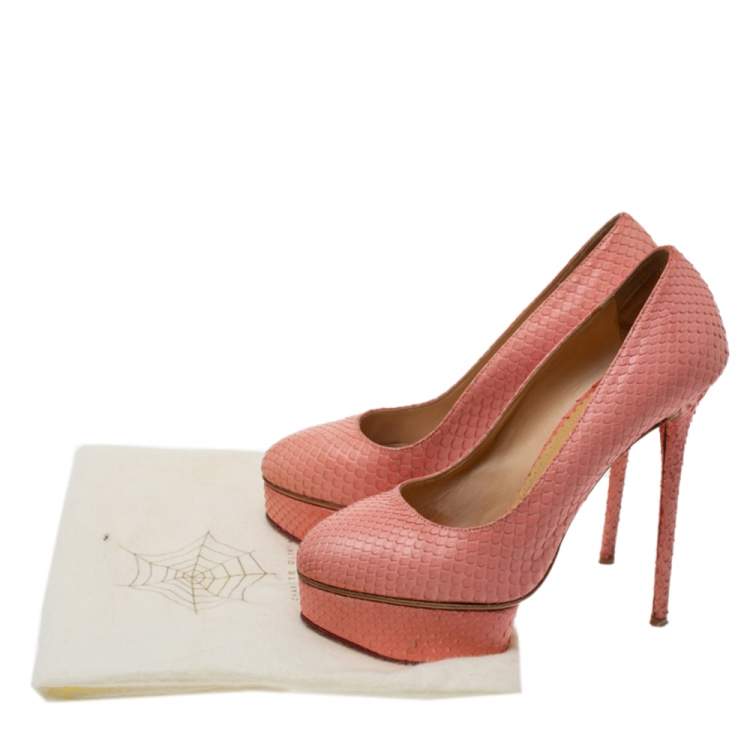 مملوكة مسبقًا Charlotte Olympia Coral Red Python Dolly Platform Pumps Size 39