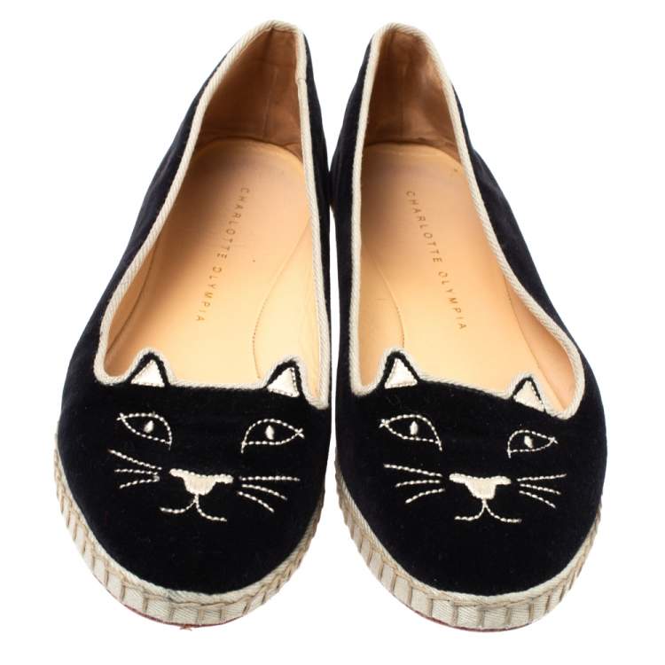 Pre Owned Charlotte Olympia Black Velvet Kitty Slip On Loafers Size 40