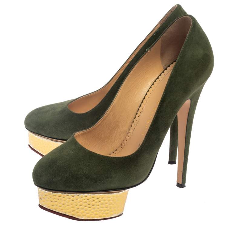 Pre Owned Charlotte Olympia Green Suede Dolly Platform Pumps Size 38
