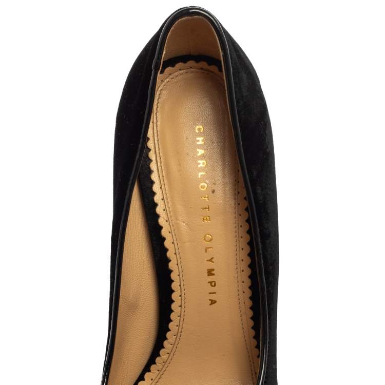 Pre Owned Charlotte Olympia Black Velvet Kitty Pumps Size 37.5