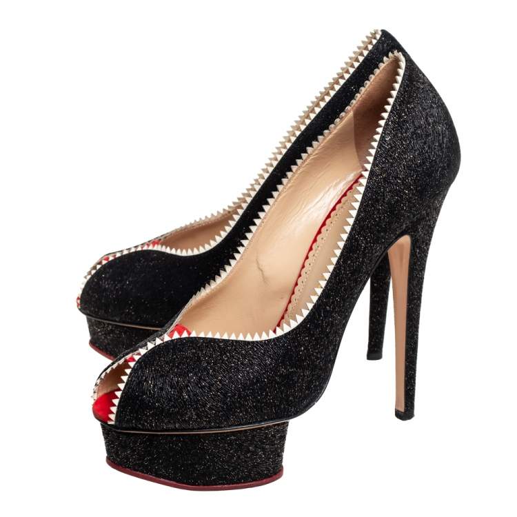 Pre Owned Charlotte Olympia Black Glitter And Patent Leather Scalloped Trim Peep Toe Platform Pumps Size 37.5
