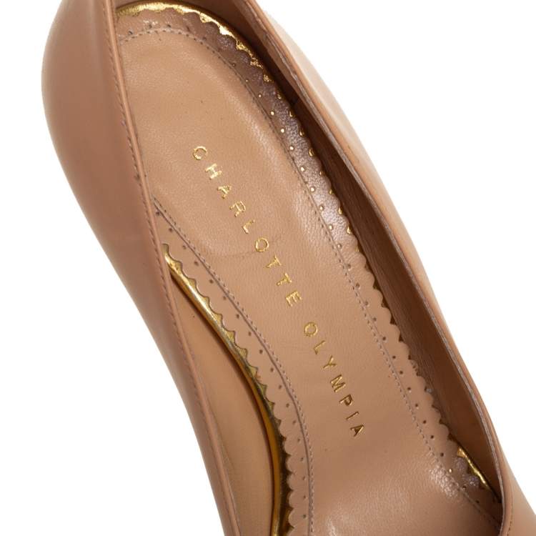 Pre Owned Charlotte Olympia Beige Leather Kiss Me Dolores! Pumps Size 35