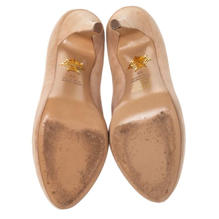 Pre Owned Charlotte Olympia Beige Suede Scalloped Platform Pumps Size 39