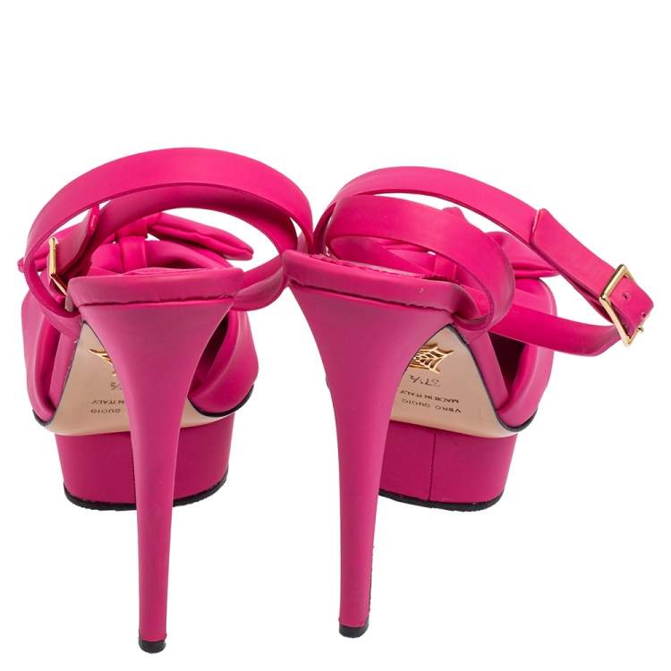 Pre Owned Charlotte Olympia Pink Rubber Serena Bow Ankle Strap Platform Sandals Size 37.5