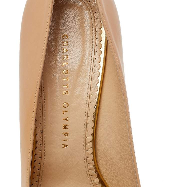 Pre Owned Charlotte Olympia Beige Leather Dolly Platform Pumps Size 40