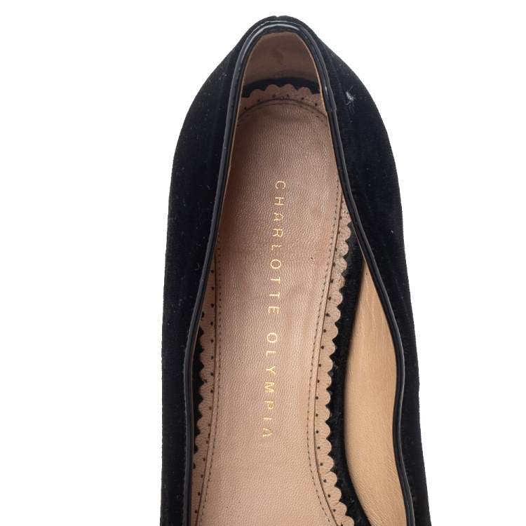 Pre Owned Charlotte Olympia Black Velvet Kitty Ballet Flats Size 39