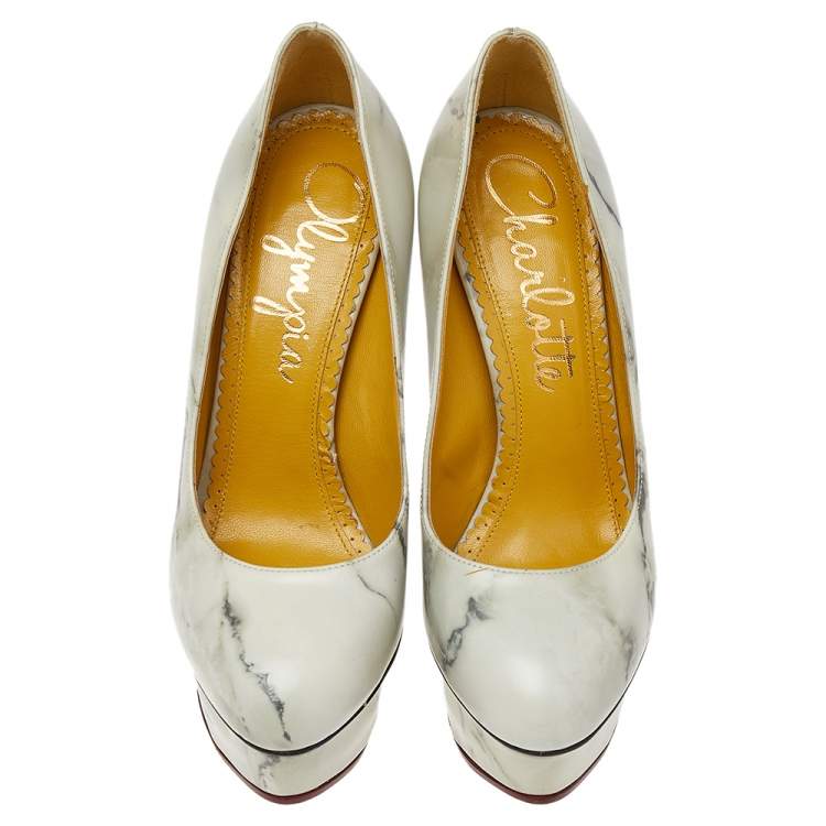 مملوكة مسبقًا Charlotte Olympia White/Grey Marble Print Leather Dolly Platform Pumps Size 35