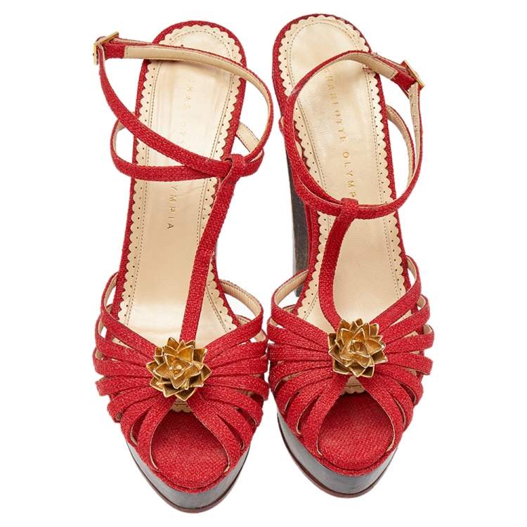 مملوكة مسبقًا Charlotte Olympia Red Fabric Strappy Ankle Strap Platform Sandals Size 39
