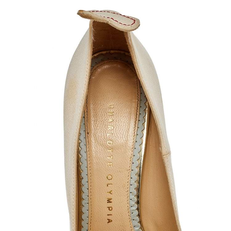 Pre Owned Charlotte Olympia Beige Fabric Dolly Platform Pumps Size 38