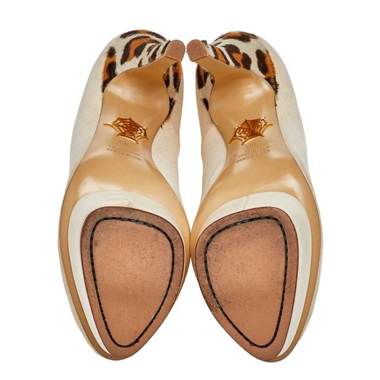 Pre Owned Charlotte Olympia Beige Fabric Dolly Platform Pumps Size 38