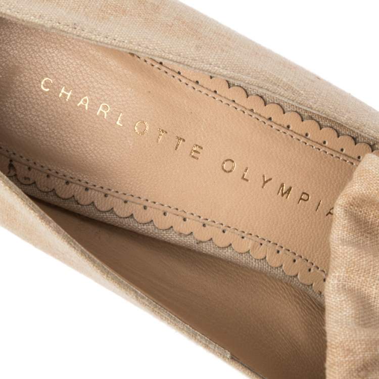 Pre Owned Charlotte Olympia Beige Fabric Bow Accents Platform Block Heel Pumps Size 37.5