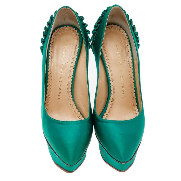 Pre Owned Charlotte Olympia Green Satin Paloma Platform Pumps Size 35.5