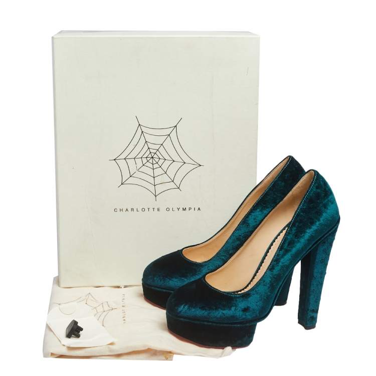 Pre Owned Charlotte Olympia Green Textured Velvet Dolly Platform Pumps Size 39